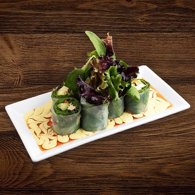 Fresh Spring Rolls with PEANUT SAUCE.