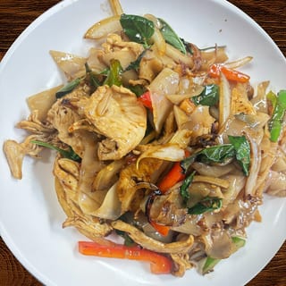Pad Kee Mow
